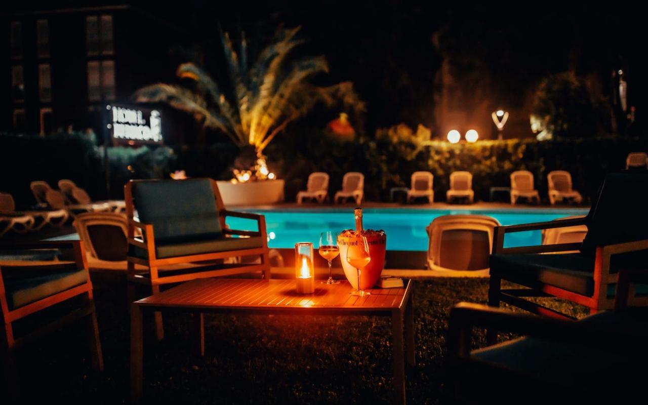 Hotel Benaco Desenzano del Garda Esterno foto