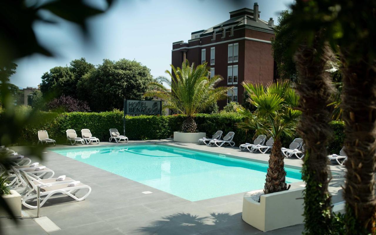 Hotel Benaco Desenzano del Garda Esterno foto
