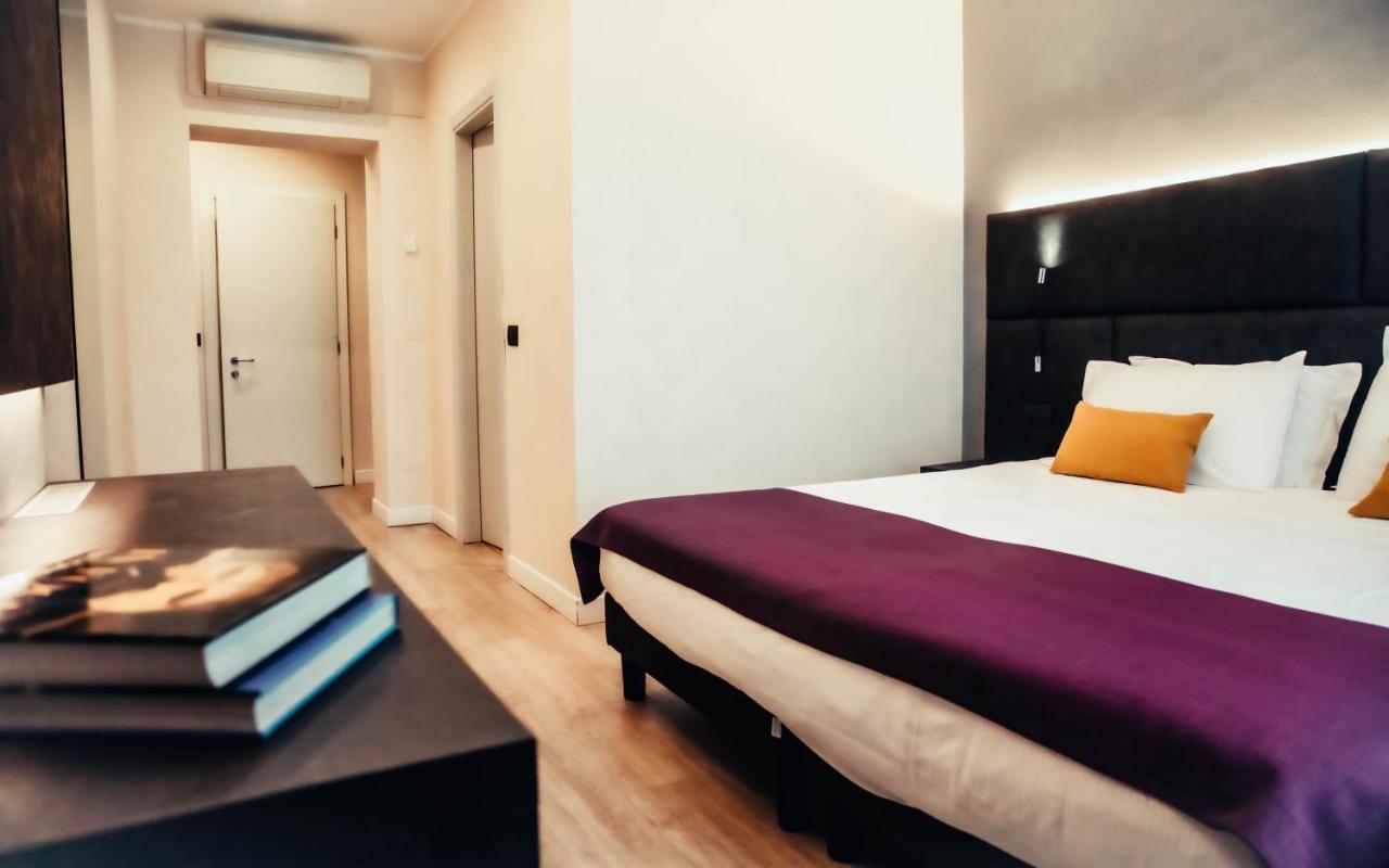 Hotel Benaco Desenzano del Garda Esterno foto